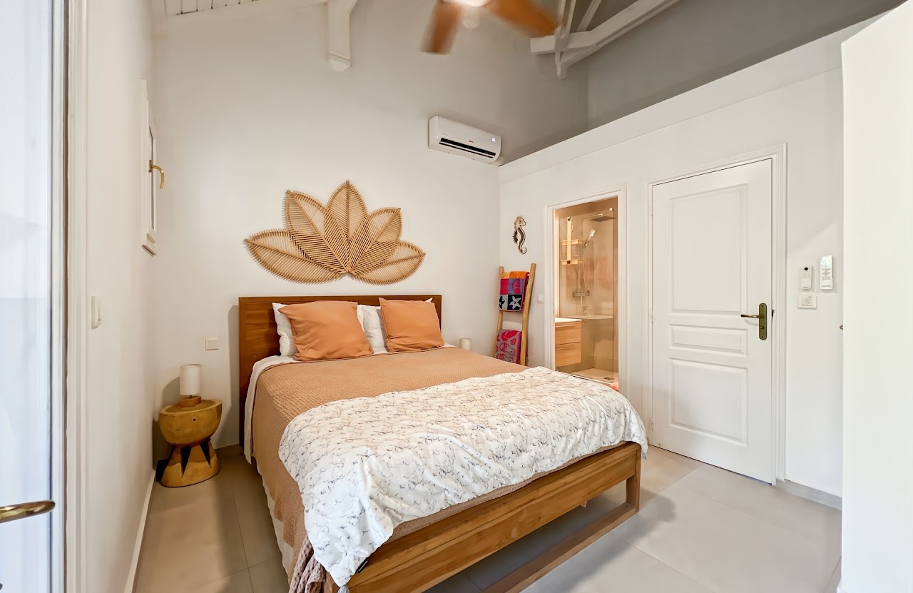 Bedroom Detail